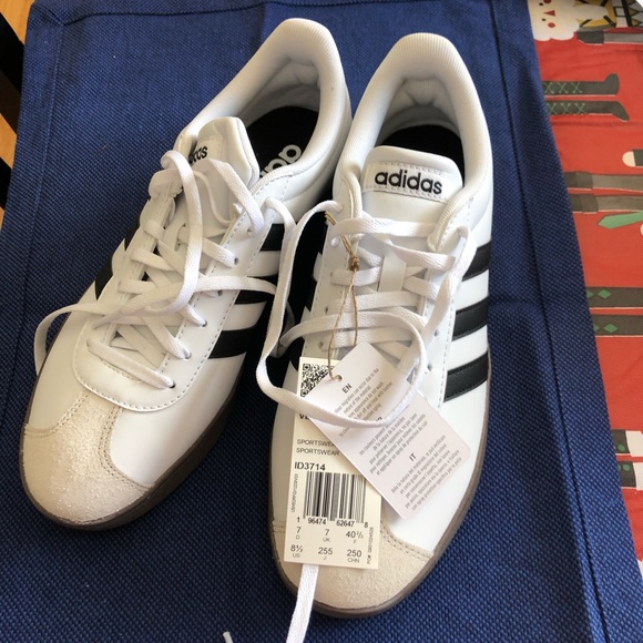 Adidas VL Court 3.0 Black/white Athletic Shoes brand new - Picture 3 of 10